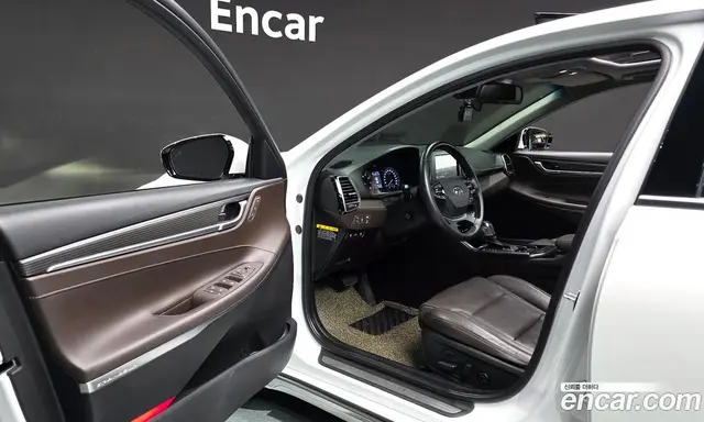 Hyundai Grandeur 2017 2.4 автомат (гидро), миниатюра 10