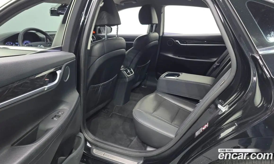 Hyundai Grandeur 2017 3.0 автомат (гидро), фото 11 Hyundai Grandeur 2017 3.0 автомат (гидро), фото 11