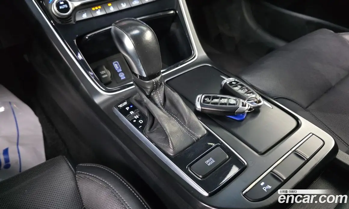 Hyundai Grandeur 2017 3.0 автомат (гидро), фото 9 Hyundai Grandeur 2017 3.0 автомат (гидро), фото 9