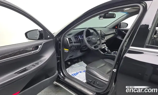 Hyundai Grandeur 2017 3.0 автомат (гидро), миниатюра 10 Hyundai Grandeur 2017 3.0 автомат (гидро), миниатюра 10