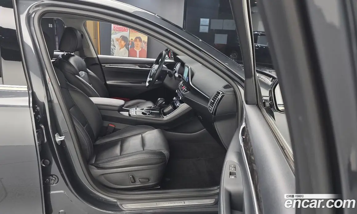 Hyundai Grandeur 2018 2.4 автомат (гидро), фото 16