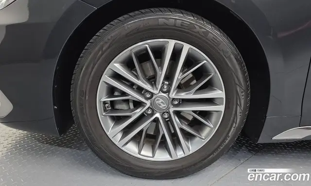 Hyundai Grandeur 2018 2.4 автомат (гидро), миниатюра 5