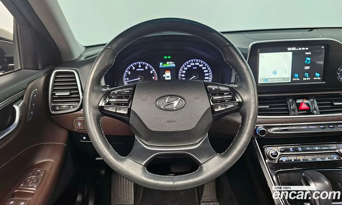 Hyundai Grandeur 2018 2.4 автомат (гидро), фото 12