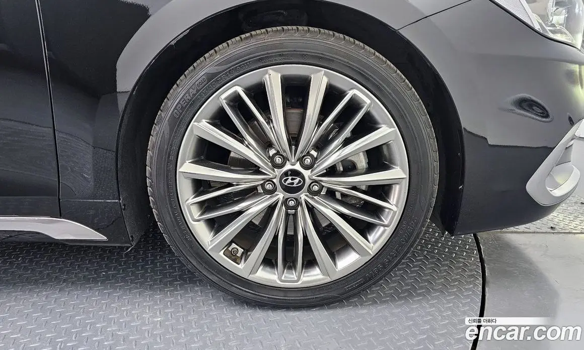 Hyundai Grandeur 2018 2.4 автомат (гидро), фото 4