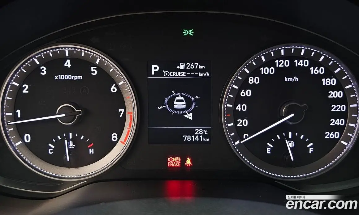 Hyundai Grandeur 2018 2.4 автомат (гидро), фото 11