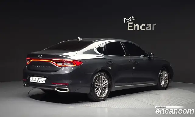 Hyundai Grandeur 2018 2.4 автомат (гидро), миниатюра 2