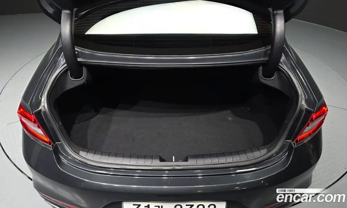 Hyundai Grandeur 2018 2.4 автомат (гидро), фото 20