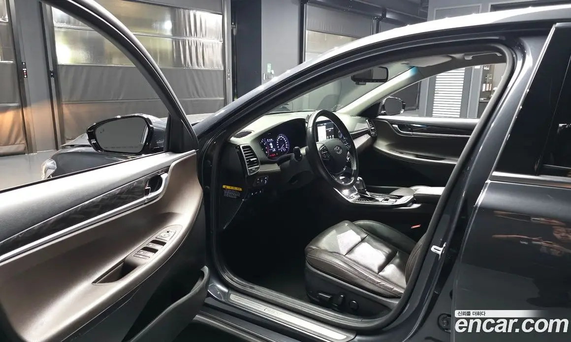 Hyundai Grandeur 2018 2.4 автомат (гидро), фото 10
