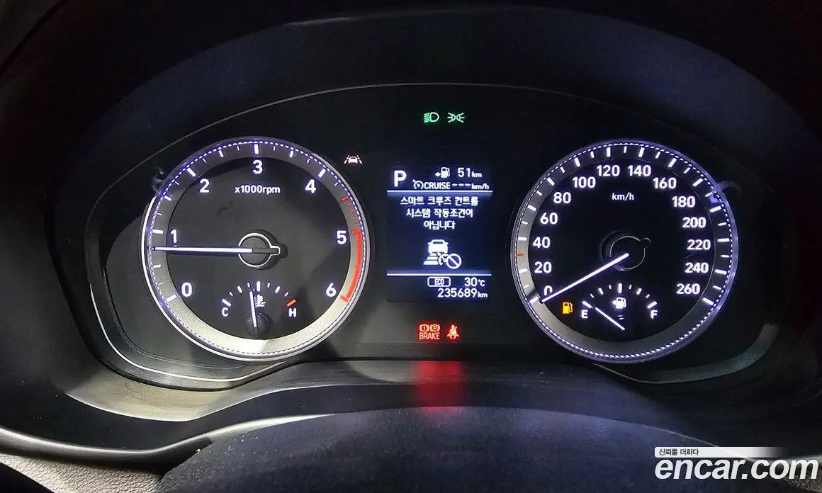 Hyundai Grandeur 2018 2.2 автомат (гидро), фото 11