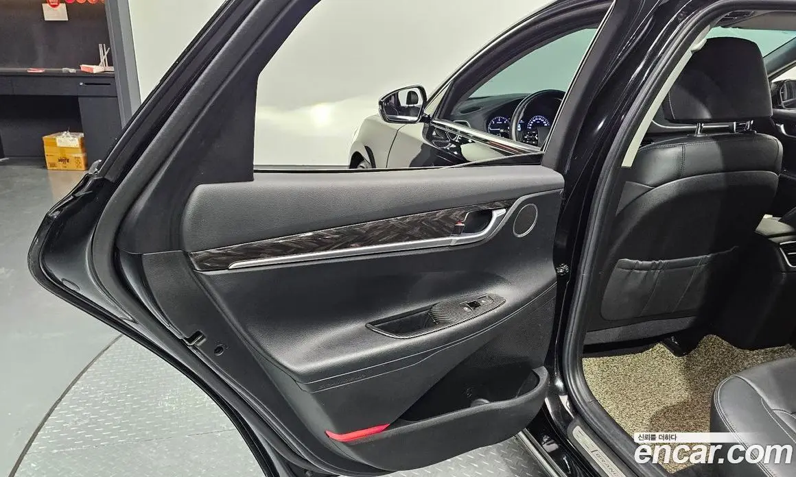 Hyundai Grandeur 2018 2.2 автомат (гидро), фото 15
