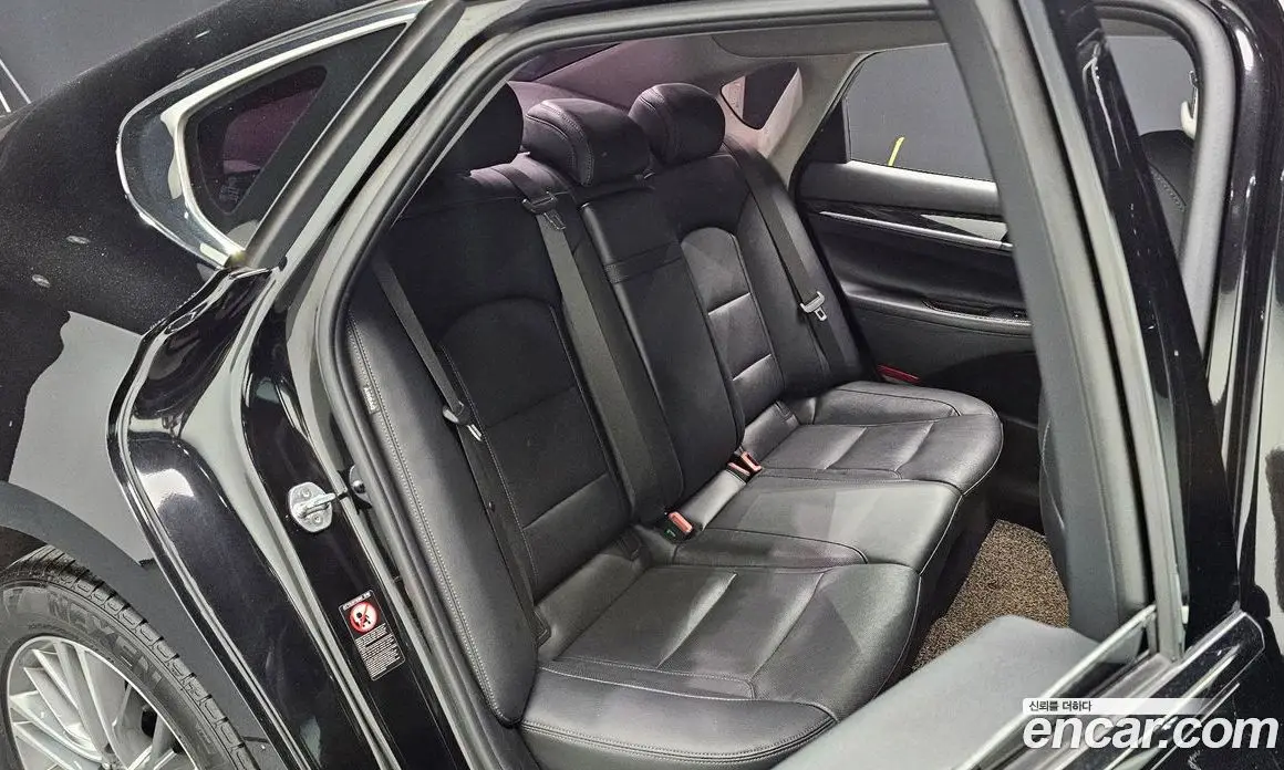 Hyundai Grandeur 2018 2.2 автомат (гидро), фото 16