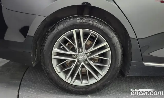 Hyundai Grandeur 2018 2.2 автомат (гидро), миниатюра 5