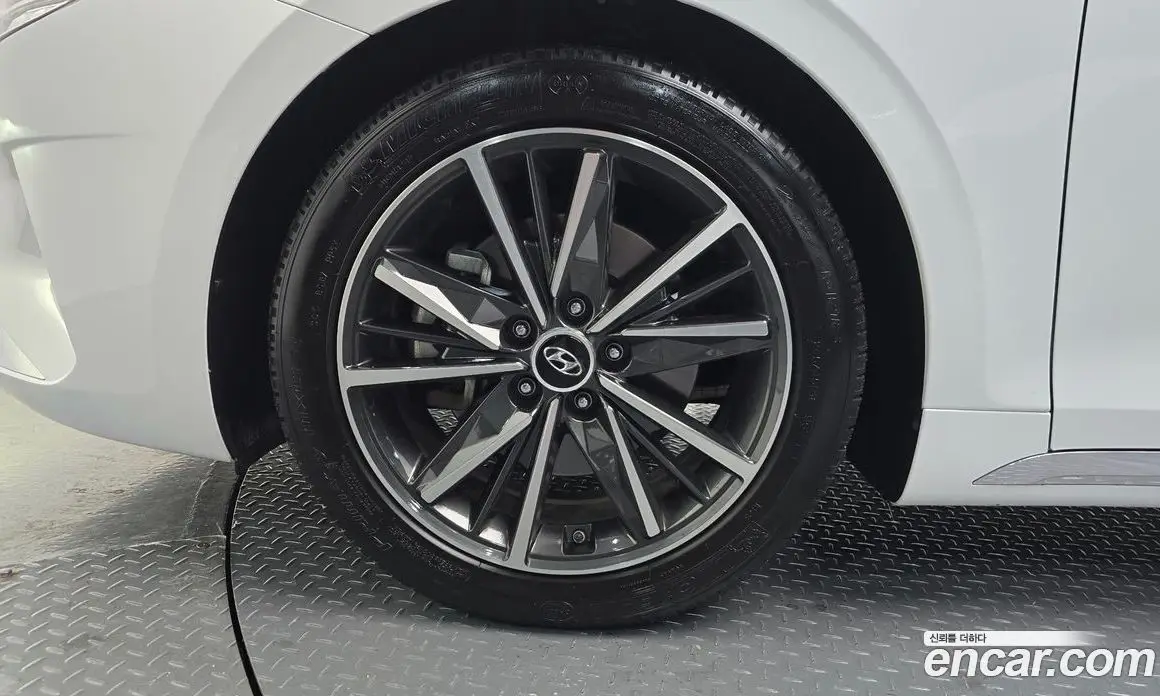 Hyundai Grandeur 2020 2.5 автомат (гидро), фото 5 Hyundai Grandeur 2020 2.5 автомат (гидро), фото 5
