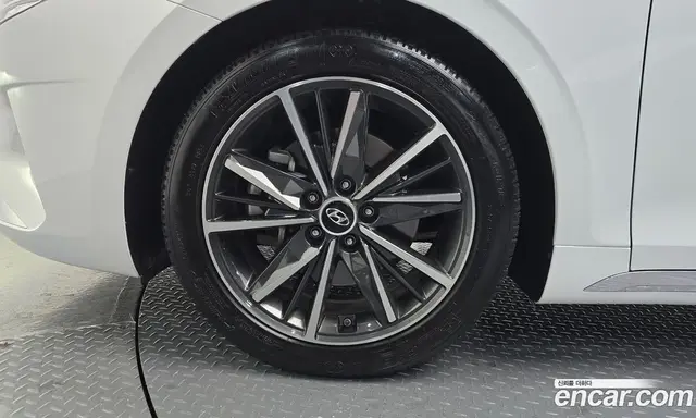 Hyundai Grandeur 2020 2.5 автомат (гидро), миниатюра 5 Hyundai Grandeur 2020 2.5 автомат (гидро), миниатюра 5