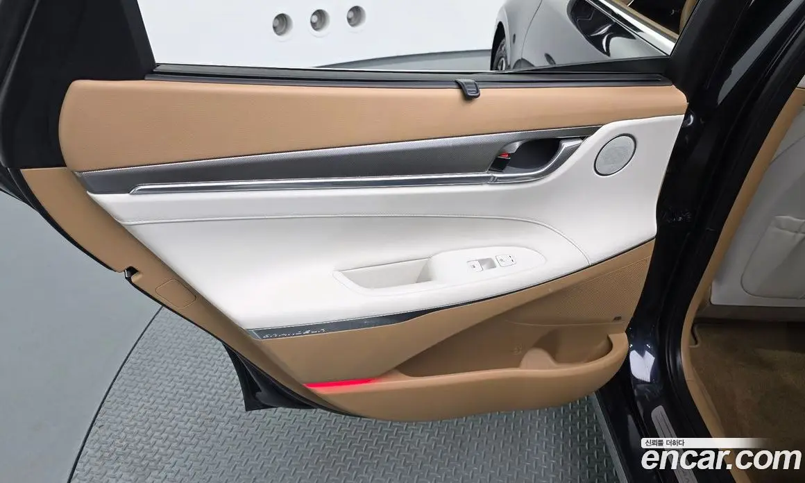 Hyundai Grandeur 2020 2.4 автомат (гидро), фото 15