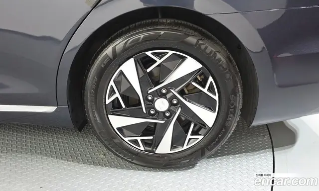 Hyundai Grandeur 2020 2.4 автомат (гидро), миниатюра 7