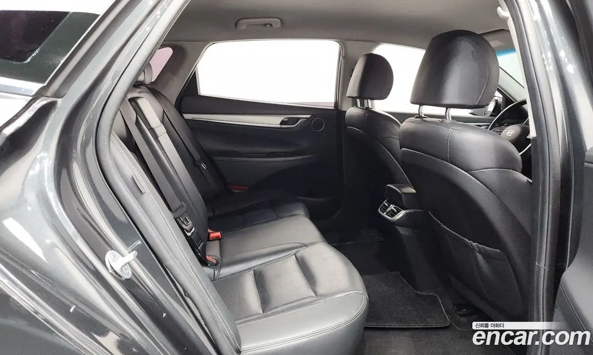 Hyundai Grandeur 2020 2.5 автомат (гидро), фото 11