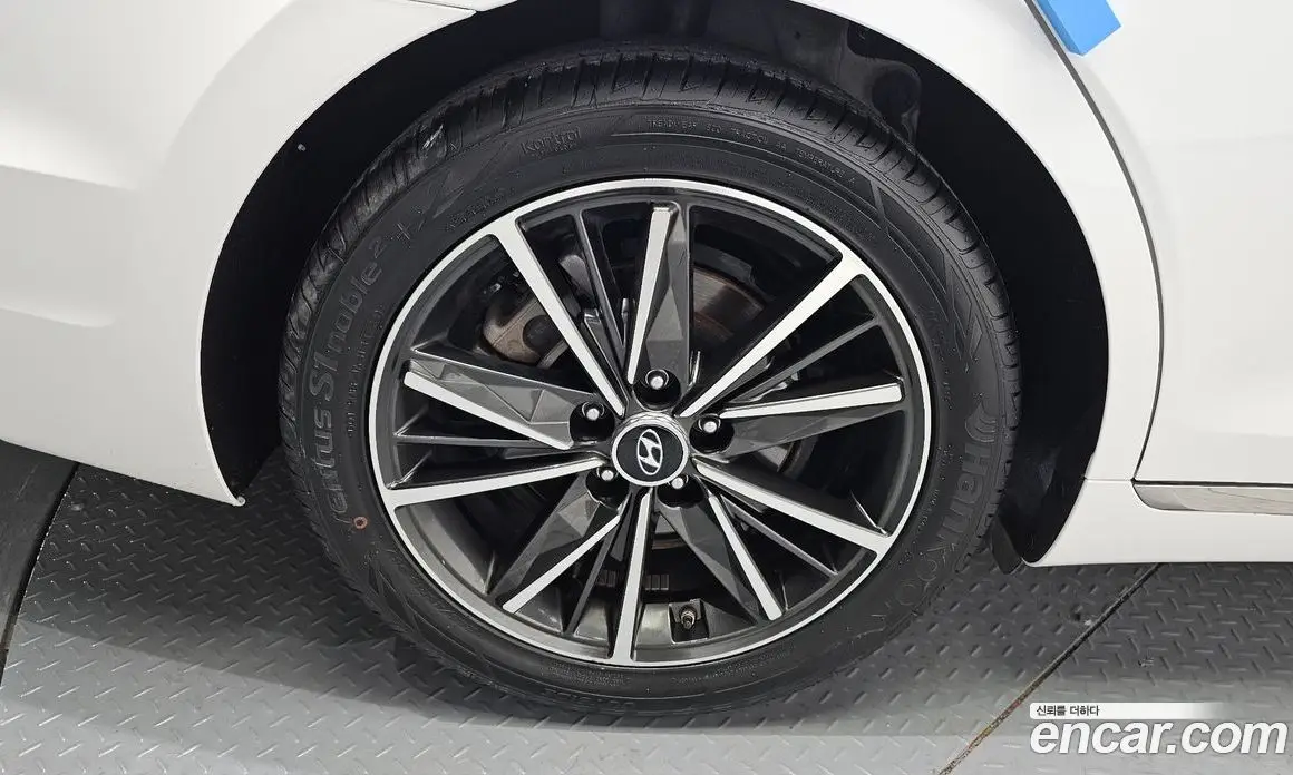 Hyundai Grandeur 2022 3.0 автомат (гидро), фото 5 Hyundai Grandeur 2022 3.0 автомат (гидро), фото 5