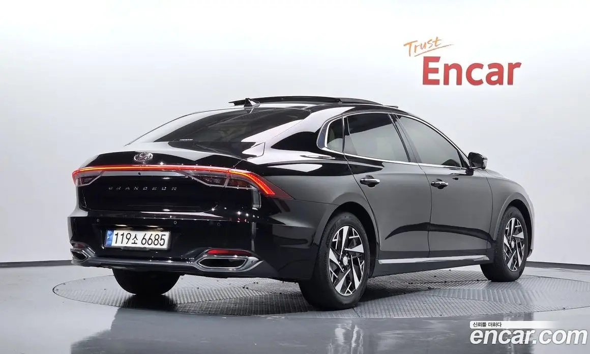 Hyundai Grandeur 2022 2.4 автомат (гидро), фото 2 Hyundai Grandeur 2022 2.4 автомат (гидро), фото 2