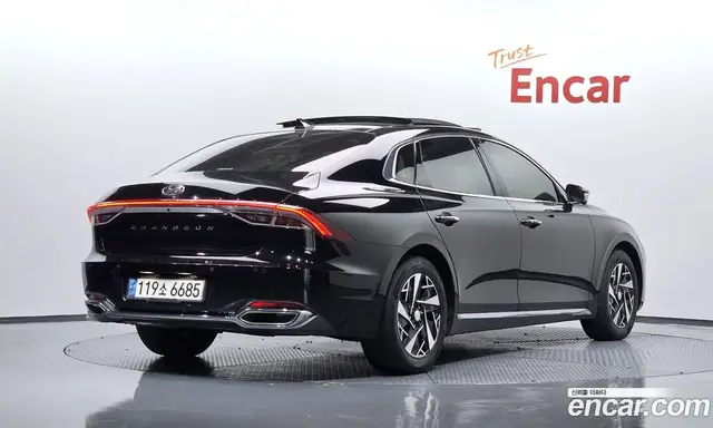 Hyundai Grandeur 2022 2.4 автомат (гидро), миниатюра 2 Hyundai Grandeur 2022 2.4 автомат (гидро), миниатюра 2