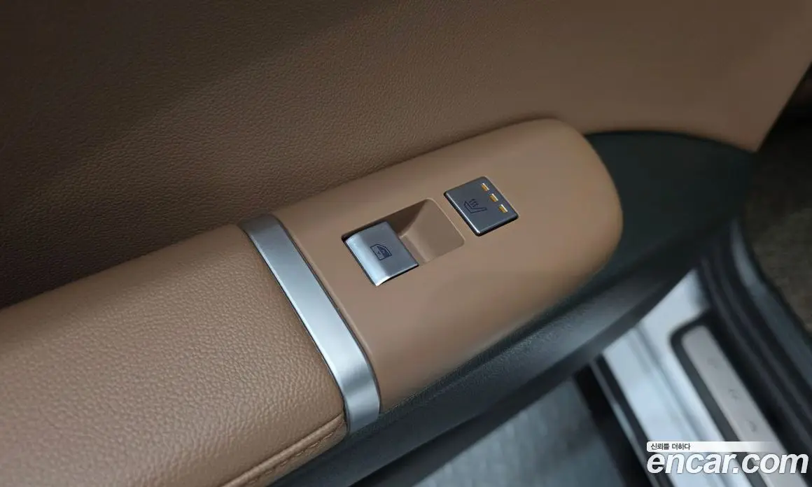 Hyundai Grandeur 2023 3.5 автомат (гидро), фото 17