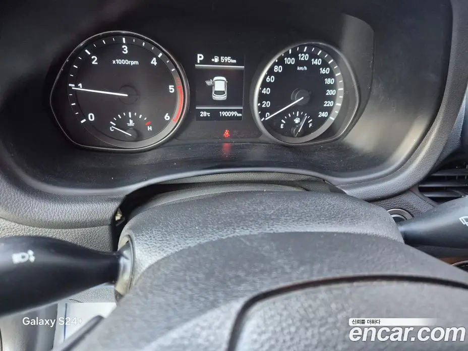 Hyundai i30 2018 1.6 автомат (гидро), фото 9 Hyundai i30 2018 1.6 автомат (гидро), фото 9