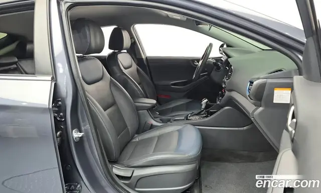 Hyundai Ioniq 2018 1.6 автомат (гидро), миниатюра 11