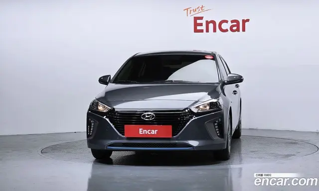 Hyundai Ioniq 2018 1.6 автомат (гидро), миниатюра 3