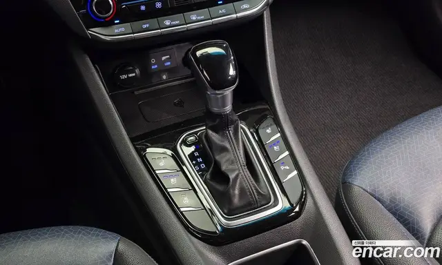Hyundai Ioniq 2018 1.6 автомат (гидро), миниатюра 9