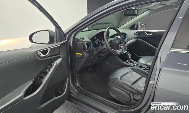 Hyundai Ioniq 2018 1.6 автомат (гидро), миниатюра 10