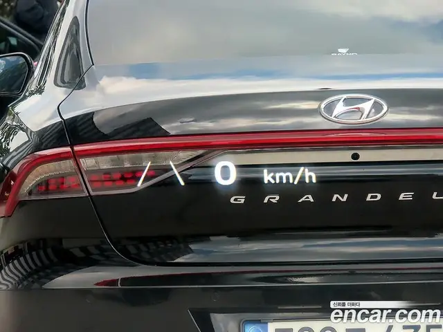 Hyundai Ioniq 5 2024 0.1 автомат (гидро), миниатюра 10 Hyundai Ioniq 5 2024 0.1 автомат (гидро), миниатюра 10