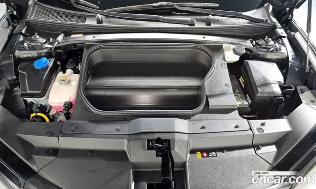 Hyundai Ioniq 6 2023 0.1 автомат (гидро), миниатюра 5 Hyundai Ioniq 6 2023 0.1 автомат (гидро), миниатюра 5