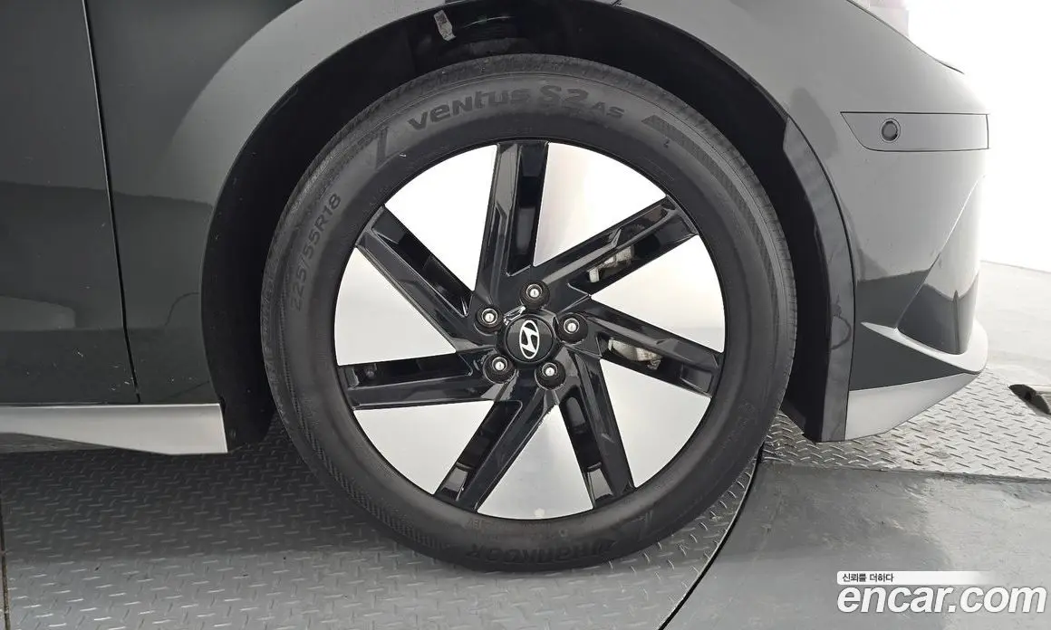 Hyundai Ioniq 6 2023 0.1 автомат (гидро), фото 6 Hyundai Ioniq 6 2023 0.1 автомат (гидро), фото 6