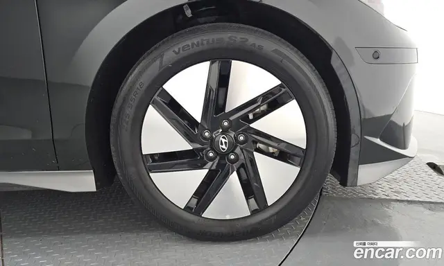 Hyundai Ioniq 6 2023 0.1 автомат (гидро), миниатюра 6 Hyundai Ioniq 6 2023 0.1 автомат (гидро), миниатюра 6