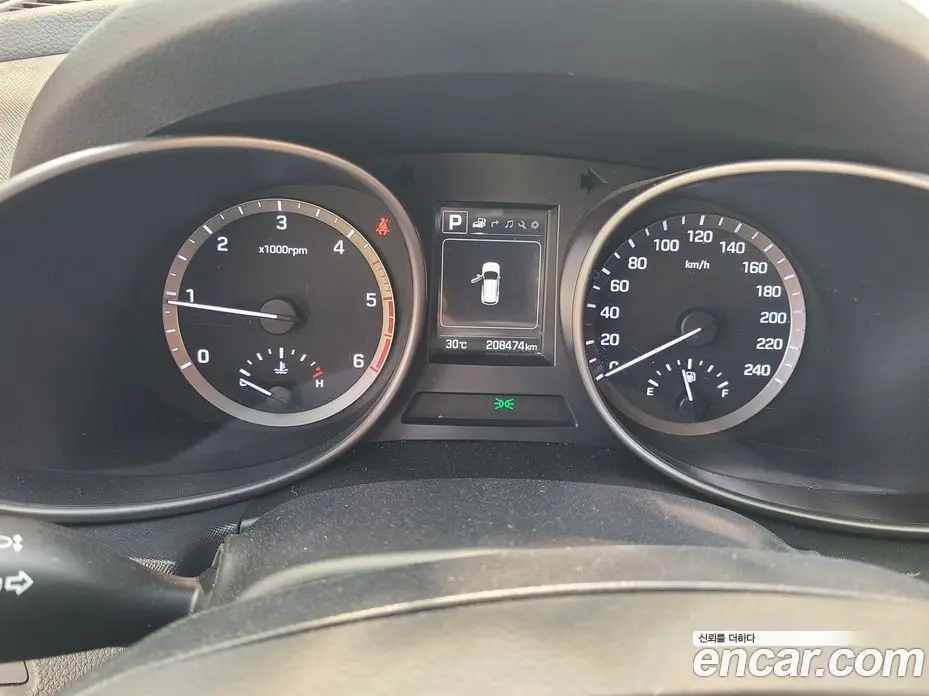 Hyundai Santa Fe 2015 2.0 автомат (гидро), фото 8