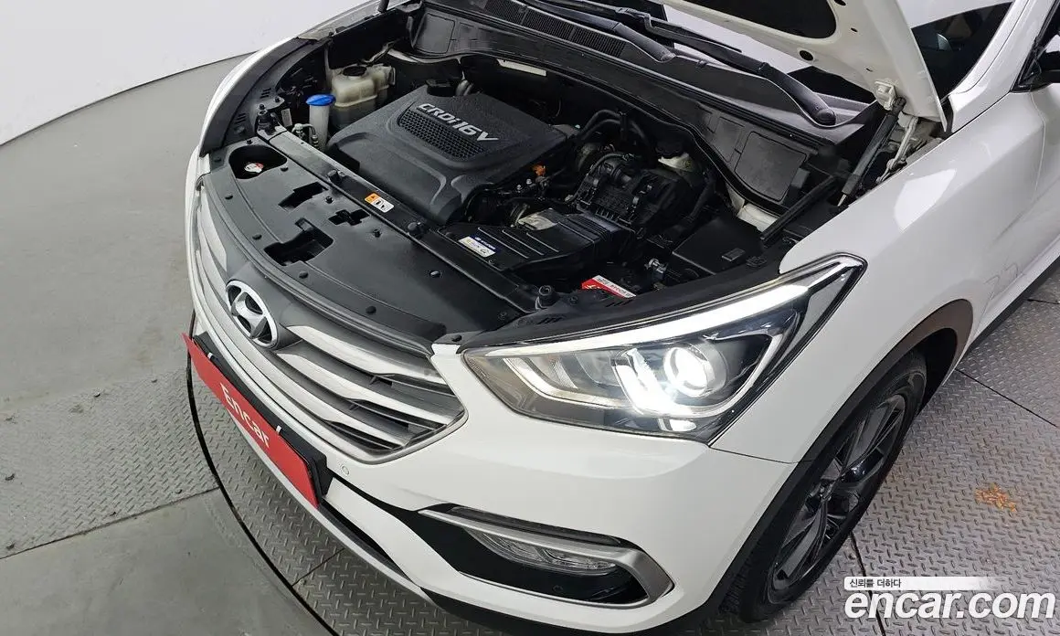 Hyundai Santa Fe 2016 2.0 автомат (гидро), фото 6