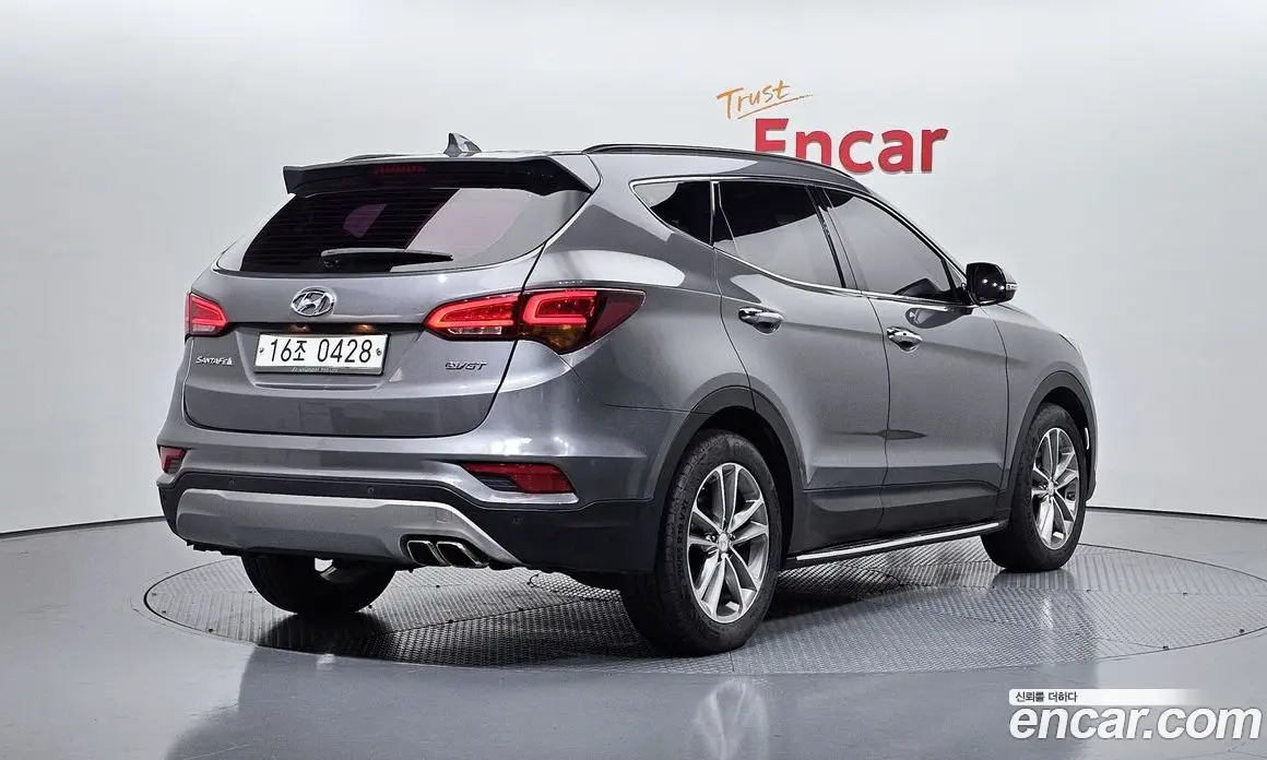 Hyundai Santa Fe 2016 2.2 автомат (гидро), фото 2 Hyundai Santa Fe 2016 2.2 автомат (гидро), фото 2