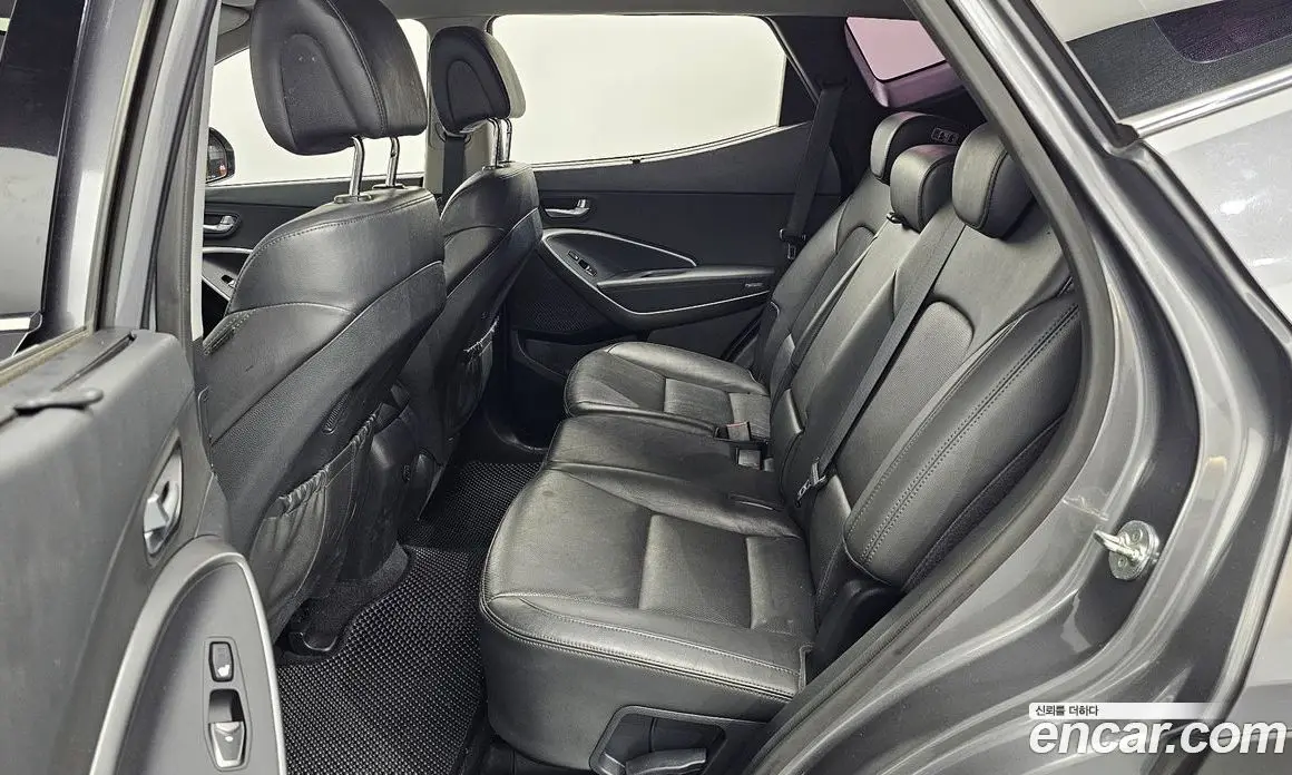 Hyundai Santa Fe 2016 2.2 автомат (гидро), фото 12 Hyundai Santa Fe 2016 2.2 автомат (гидро), фото 12