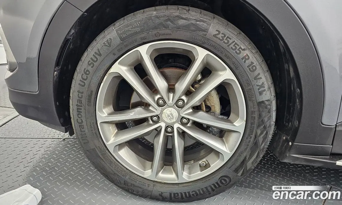Hyundai Santa Fe 2016 2.2 автомат (гидро), фото 5 Hyundai Santa Fe 2016 2.2 автомат (гидро), фото 5