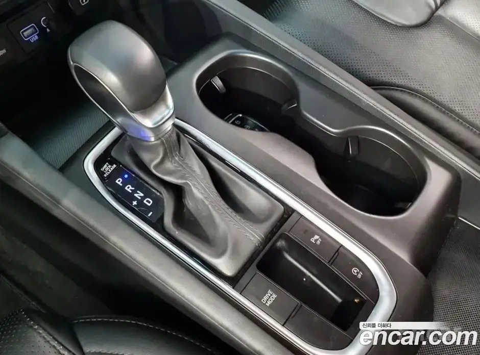 Hyundai Santa Fe 2018 2.0 автомат (гидро), фото 9