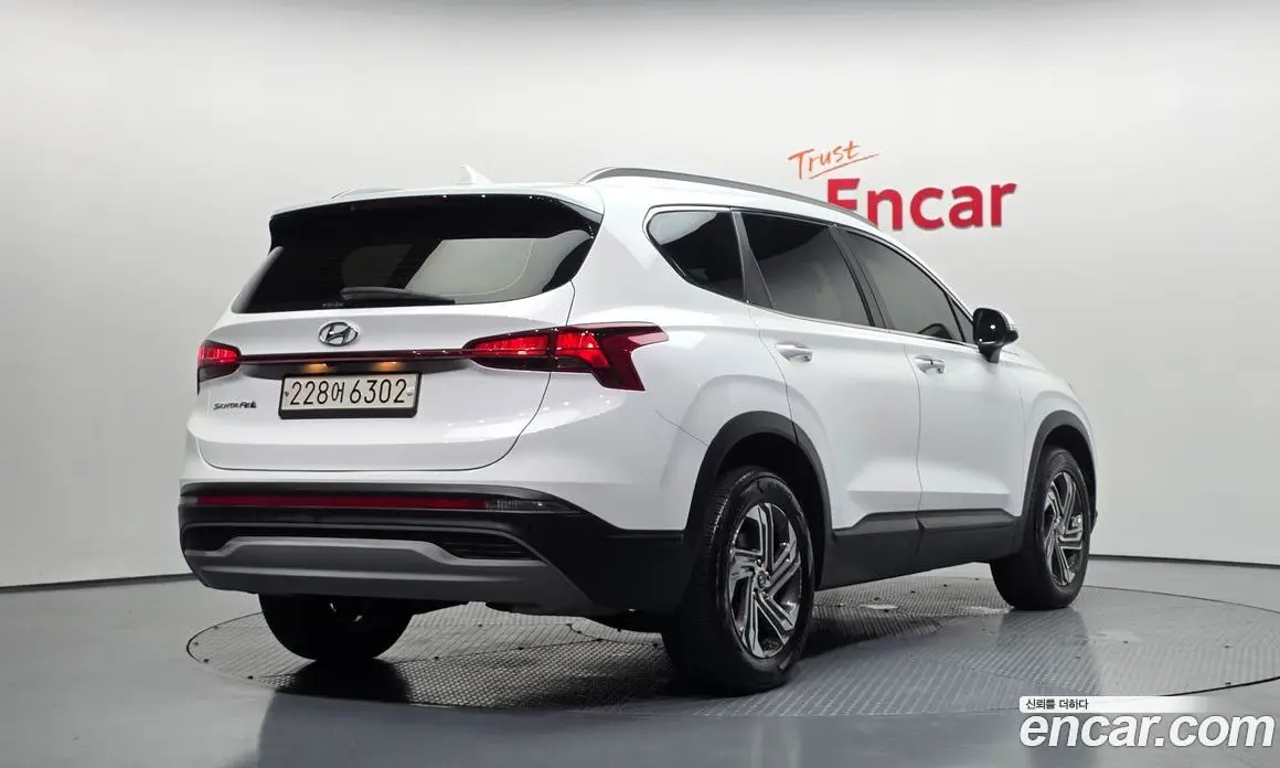 Hyundai Santa Fe 2022 2.2 автомат (гидро), фото 2 Hyundai Santa Fe 2022 2.2 автомат (гидро), фото 2