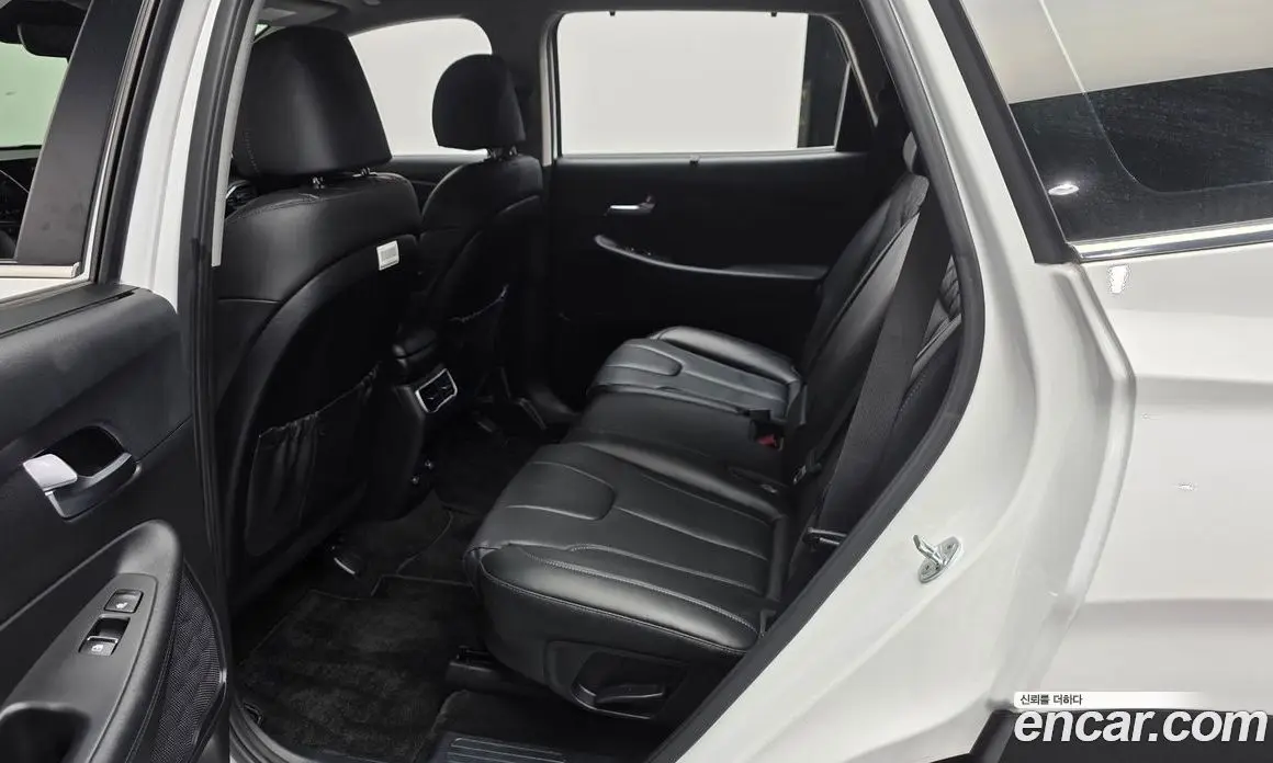 Hyundai Santa Fe 2022 2.2 автомат (гидро), фото 16 Hyundai Santa Fe 2022 2.2 автомат (гидро), фото 16