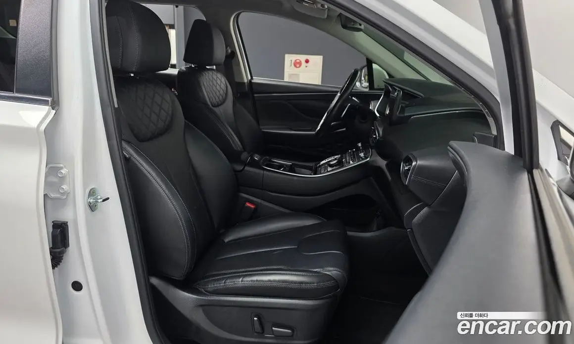 Hyundai Santa Fe 2022 2.2 автомат (гидро), фото 17 Hyundai Santa Fe 2022 2.2 автомат (гидро), фото 17