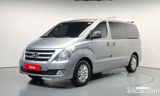 Hyundai Starex 2017 2.5 автомат (гидро), миниатюра 1 Hyundai Starex 2017 2.5 автомат (гидро), миниатюра 1