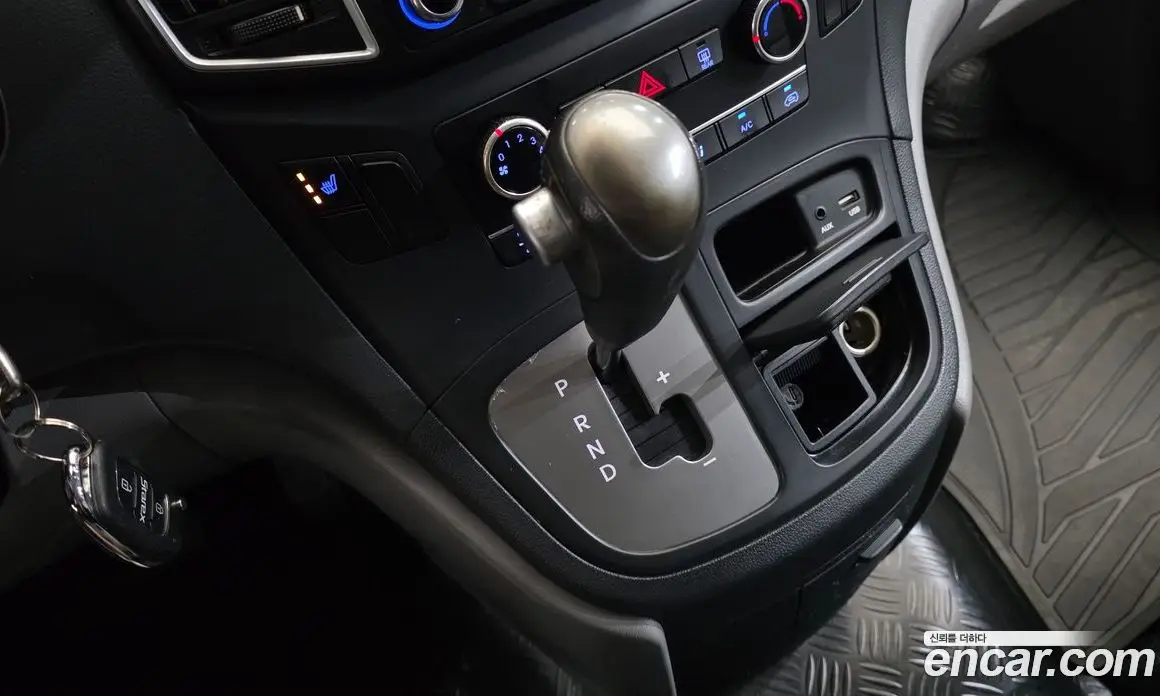 Hyundai Starex 2017 2.5 автомат (гидро), фото 12 Hyundai Starex 2017 2.5 автомат (гидро), фото 12