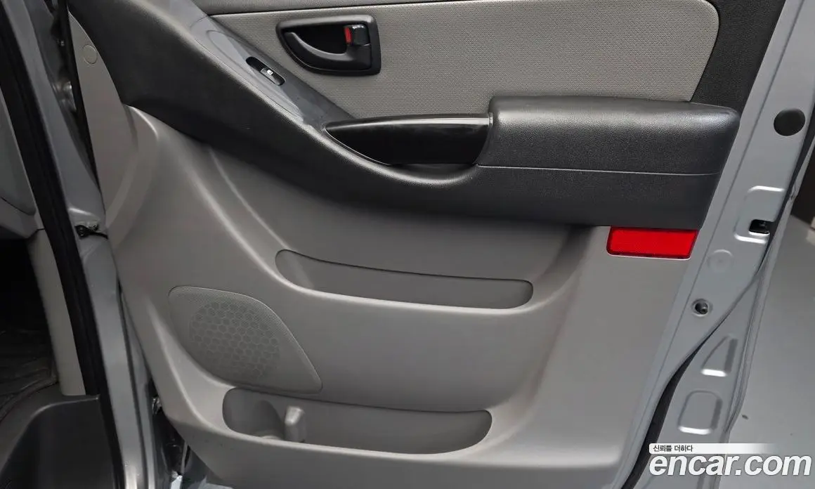 Hyundai Starex 2017 2.5 автомат (гидро), фото 15 Hyundai Starex 2017 2.5 автомат (гидро), фото 15