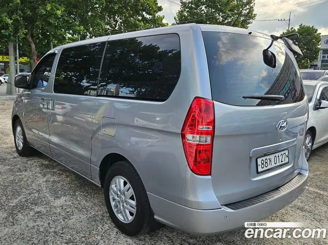 Hyundai Starex 2017 2.5 автомат (гидро), миниатюра 4 Hyundai Starex 2017 2.5 автомат (гидро), миниатюра 4