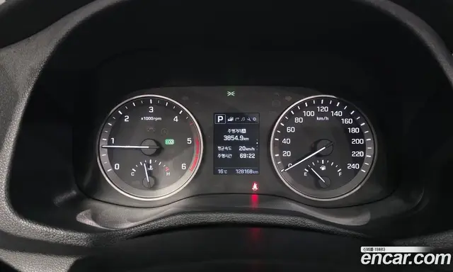 Hyundai Tucson 2015 2.0 автомат (гидро), миниатюра 8
