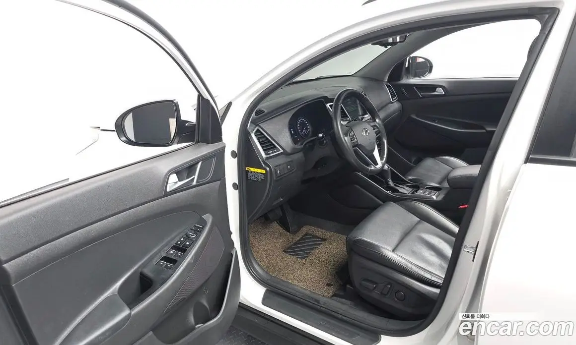 Hyundai Tucson 2015 2.0 автомат (гидро), фото 10