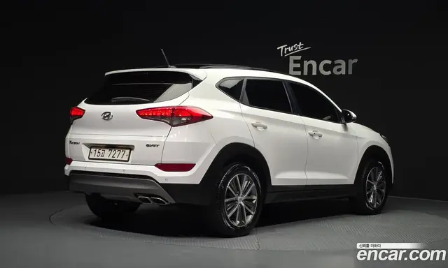 Hyundai Tucson 2015 2.0 автомат (гидро), миниатюра 2